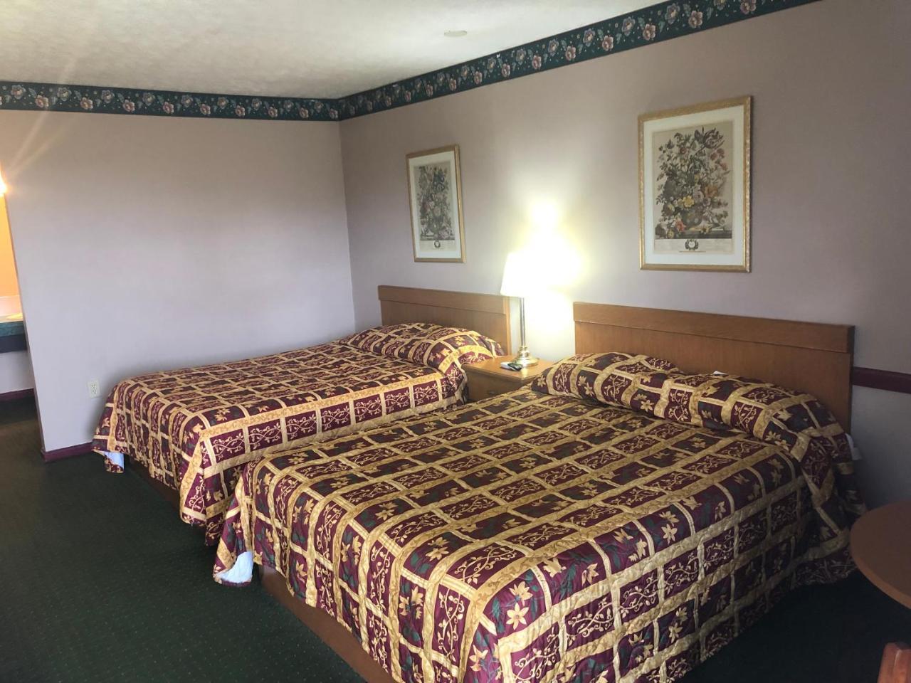 Regal Inn Hebron Exterior photo